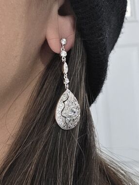 Elegant Silver Teardrop Crystal Dangle Earrings